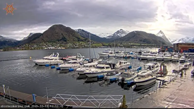 Webcam en direct de Ikornnes, Nordland, Norvège