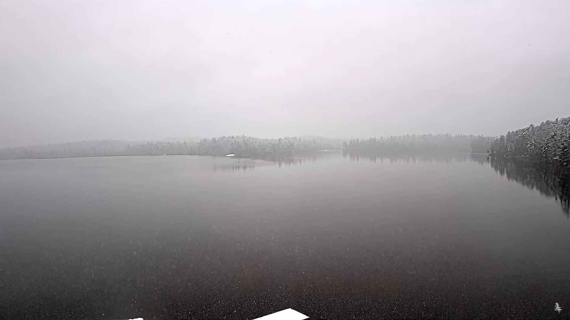 Webcam en direct de Lower St. Regis Lake, New York, USA