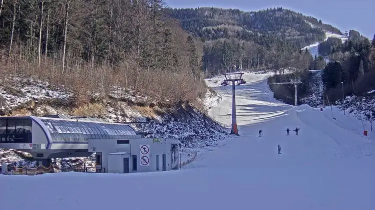 Webcam en direct de Salamandra Resort, Banska Bystrica, Slovaquie